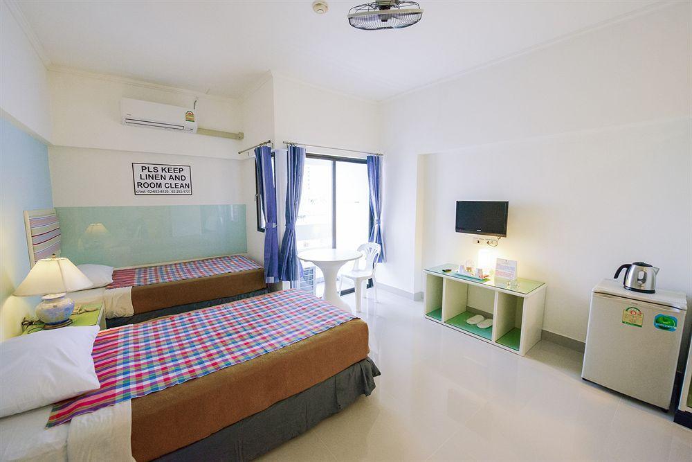 A-2 House Hostel Bangkok Ngoại thất bức ảnh